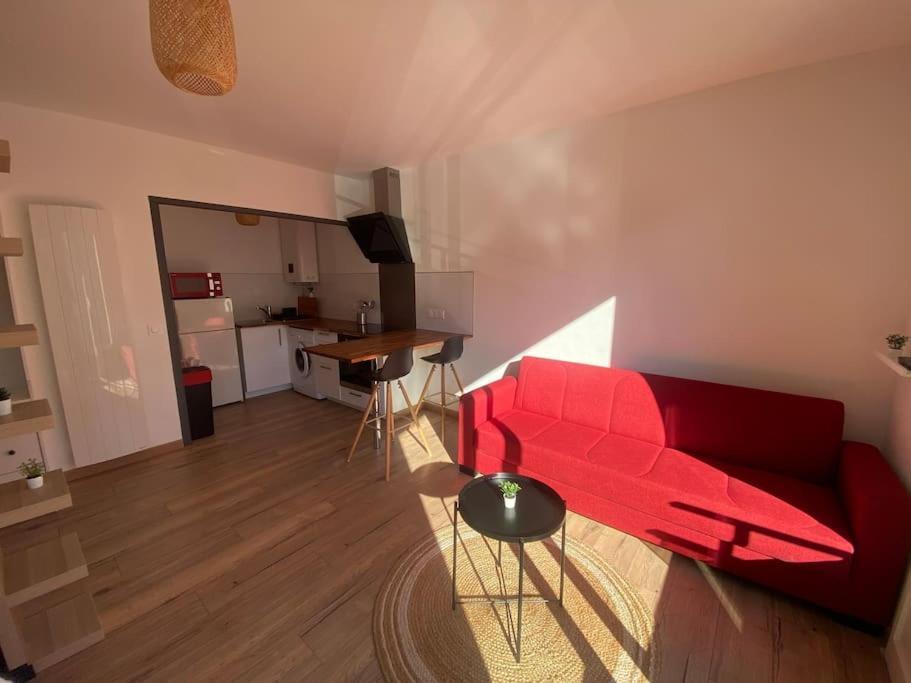 ペリグーStudio Moderne Et Cosy Avec Balcon Et Parkingアパートメント エクステリア 写真